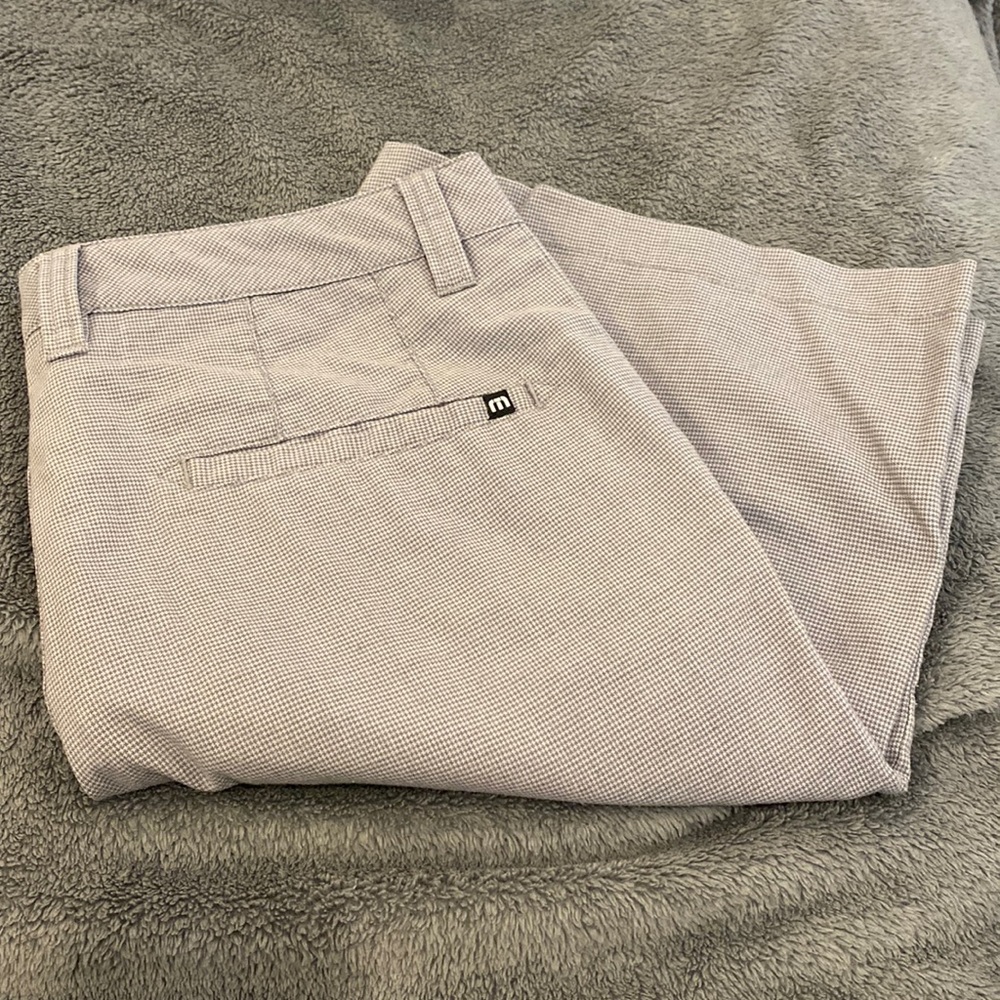 Travis Mathew shorts size 32